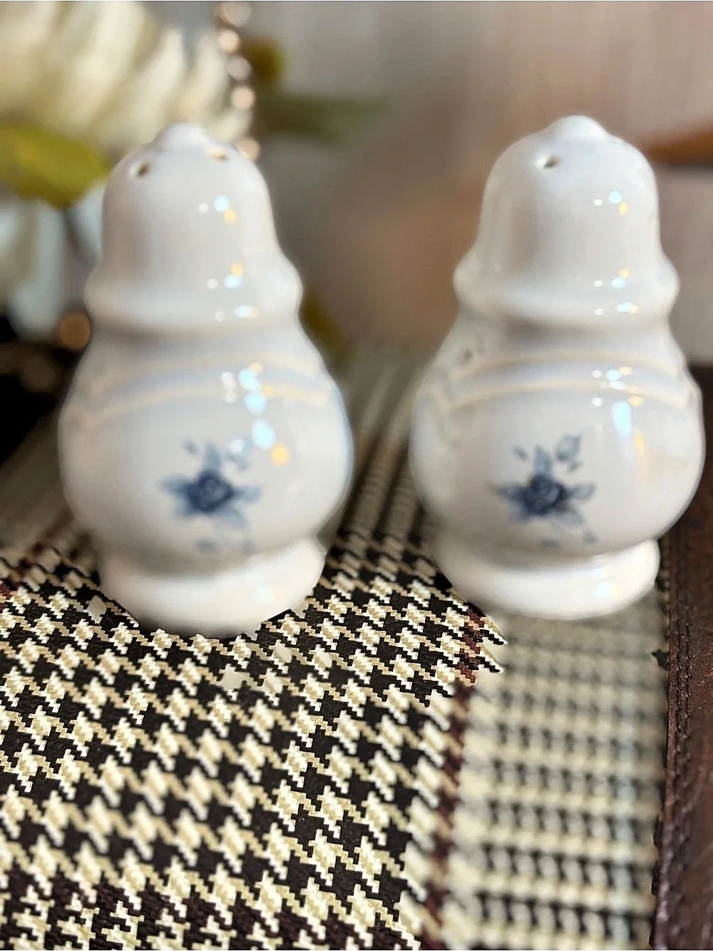 Pfaltzgraff charming vintage